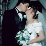 wedding-kiss